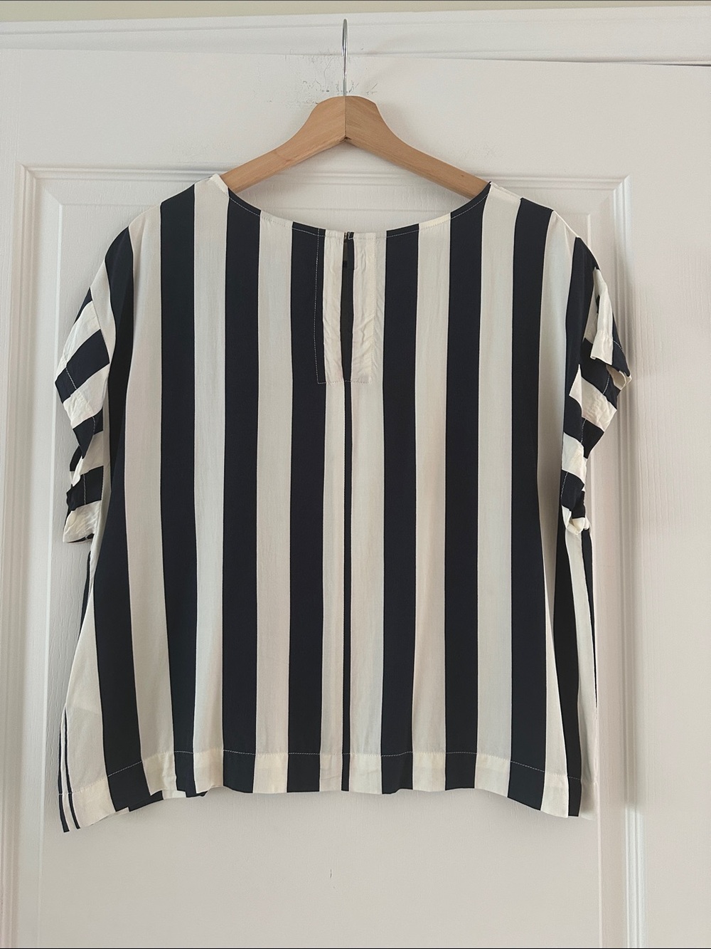 ICHI Navy & White Vertical Stripe Blouse | Size Small - Picture 6 of 10
